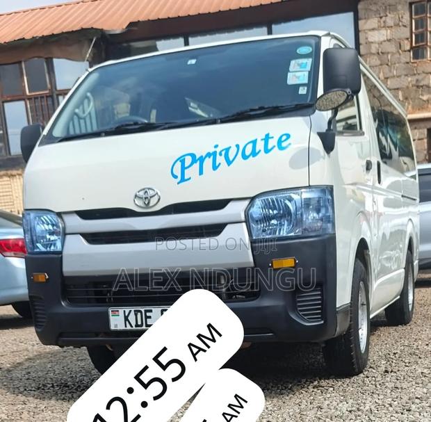 Toyota HiAce 2014 White - thumbnail 6