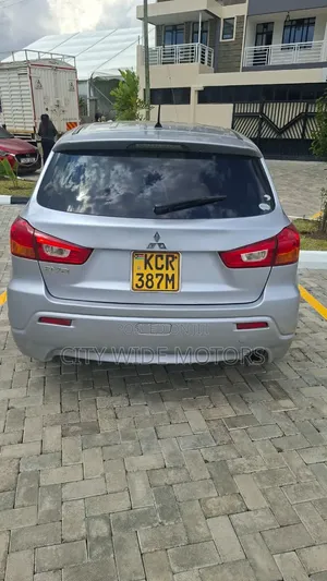 Mitsubishi RVR 2.0 2011 Silver
