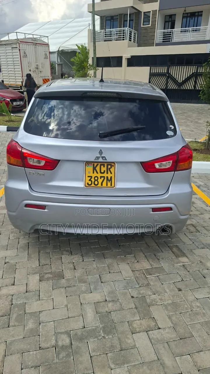 Mitsubishi RVR 2.0 2011 Silver