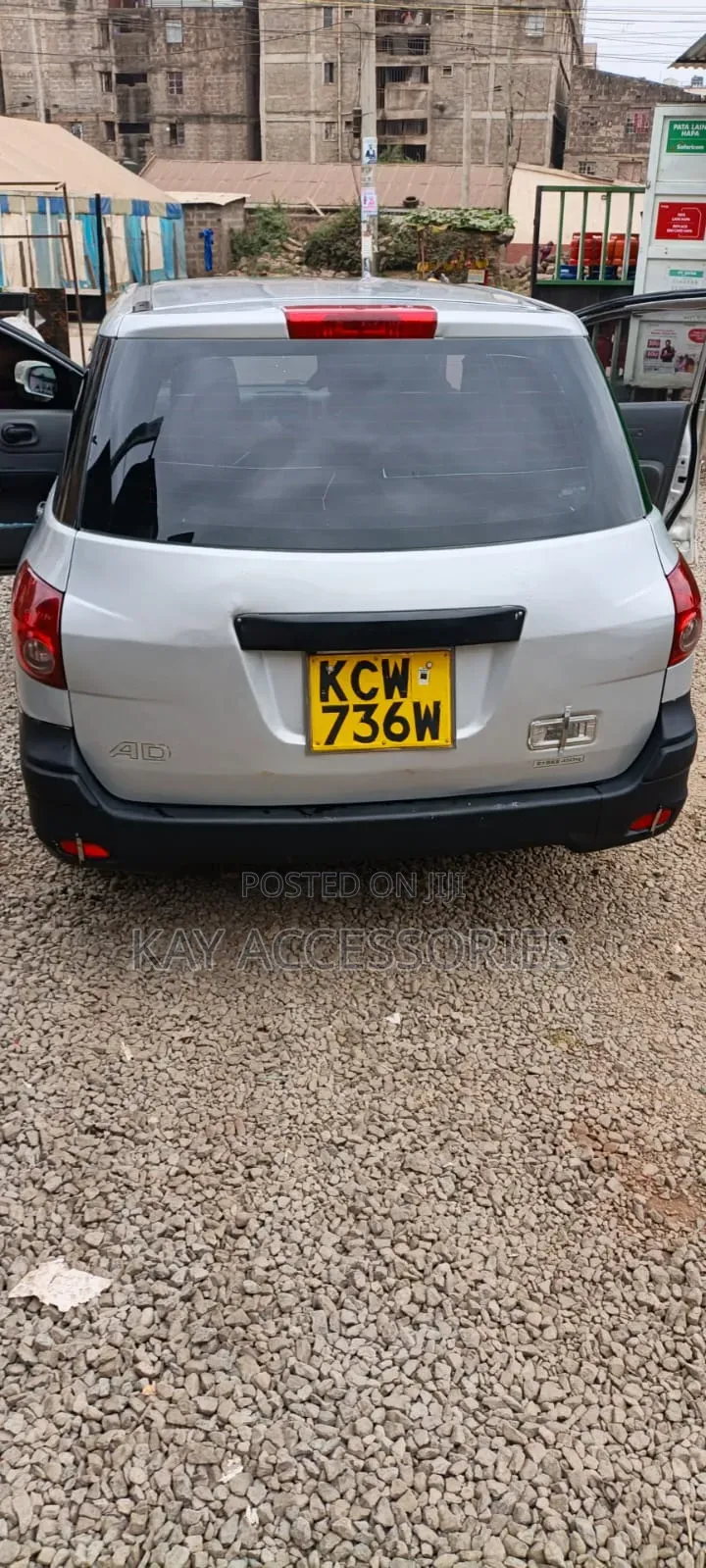 Nissan Advan 2012 Silver