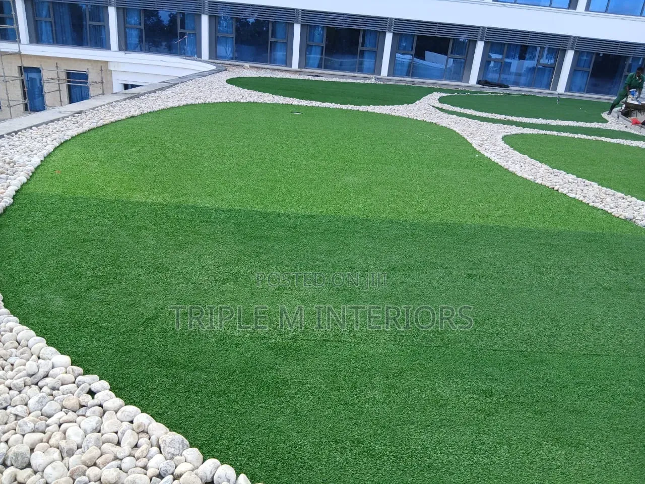 UVA Protected Fade-Resistant 25mm Grass Carpet
