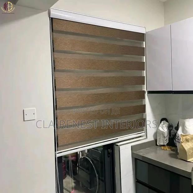 Smart Blinds for Modern Interiors Horizontal Office Window Blinds - thumbnail 2