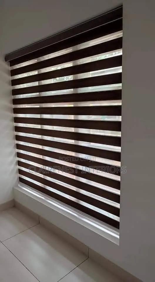Window Perfection With Horizontal Office Window Blinds - thumbnail 2