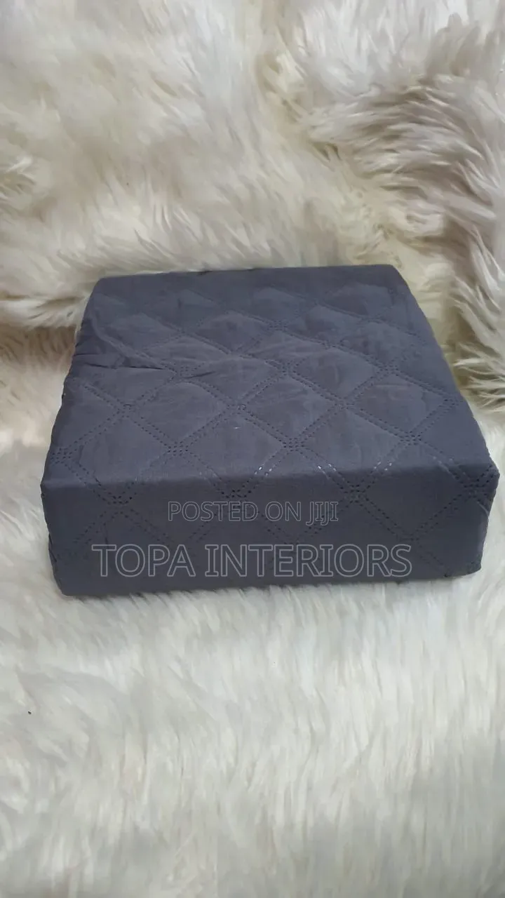Gray Fitted Top Cover Waterproof Mattress Protectors
