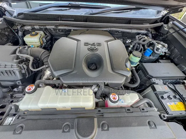 Toyota Land Cruiser Prado 2021 Gold