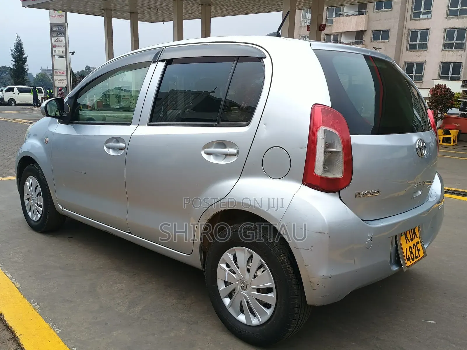 Toyota Passo 2015 Silver