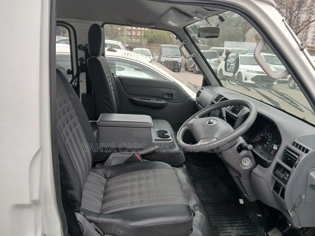 Mazda Bongo 2020 White - thumbnail 5