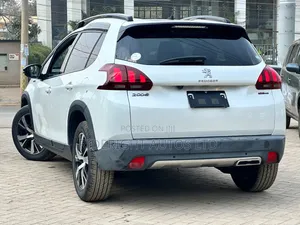 Peugeot 2008 2019 White