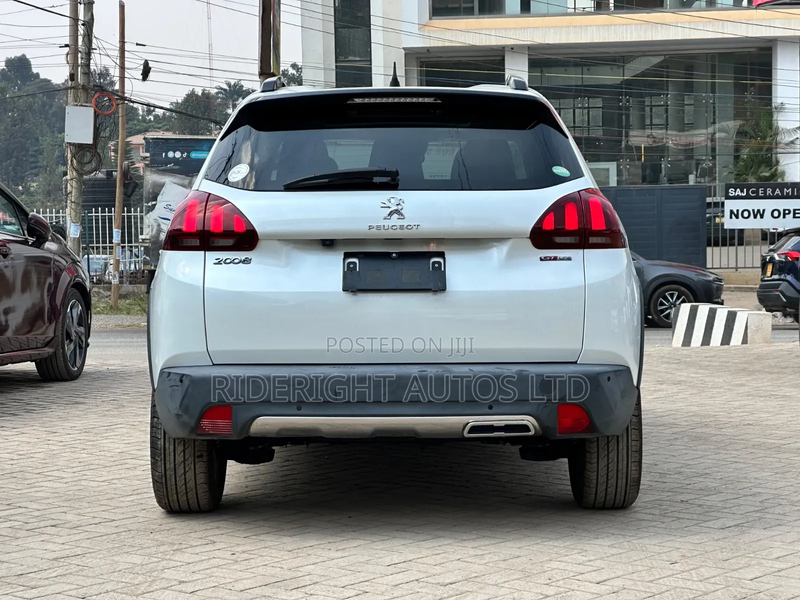 Peugeot 2008 2019 White