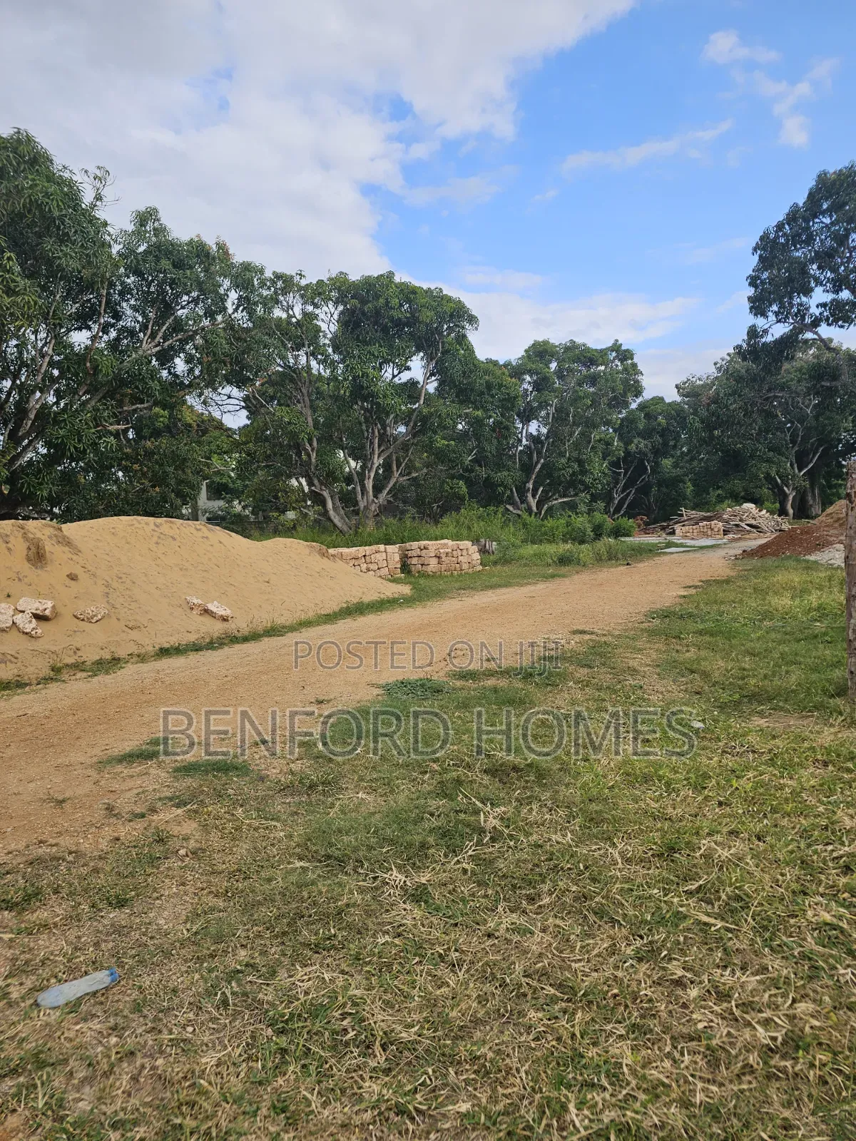 50/100 Square Feets Plots on Sale Kikambala for Premier Homes