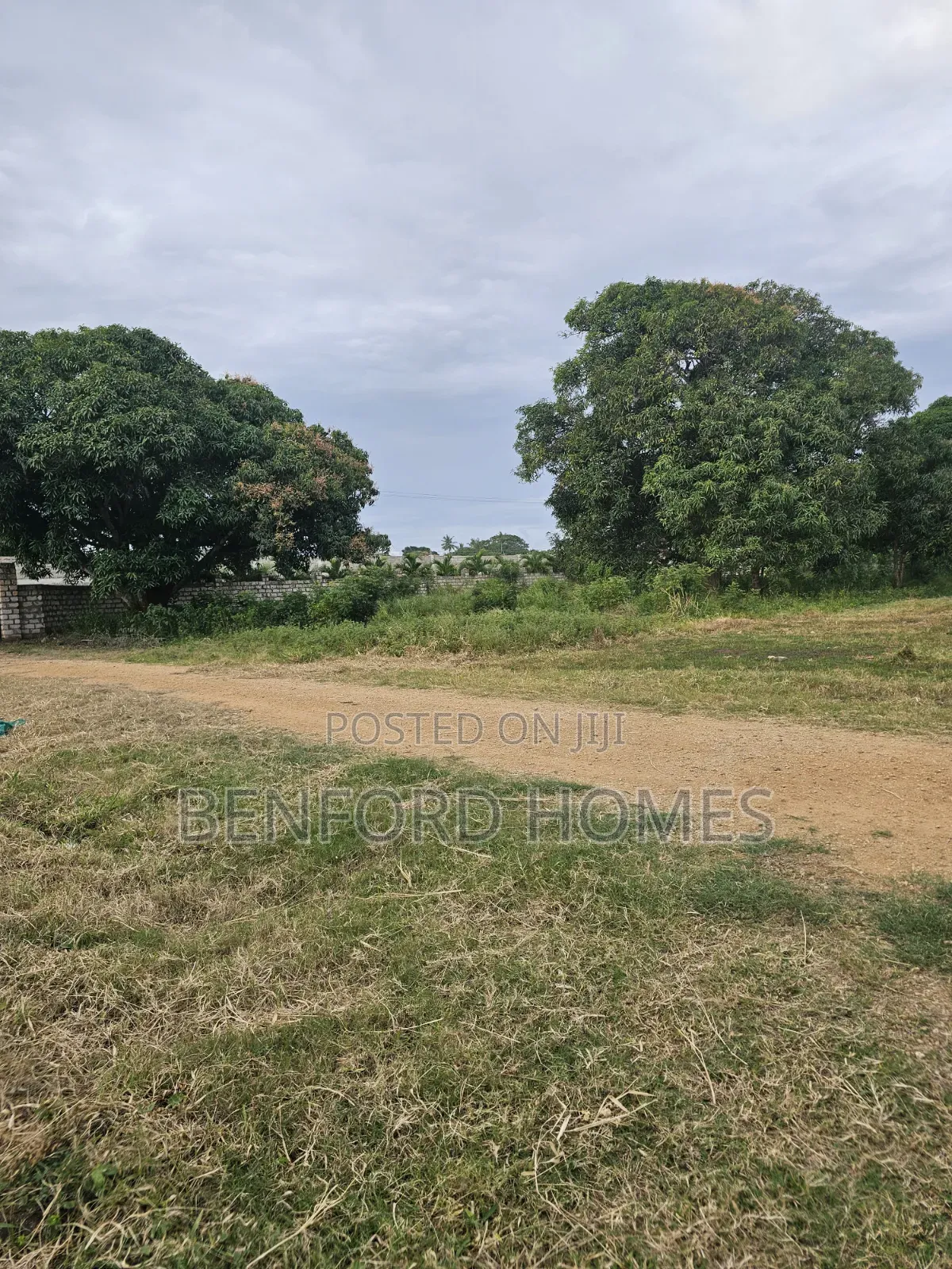 50/100 Square Feets Plots on Sale Kikambala for Premier Homes
