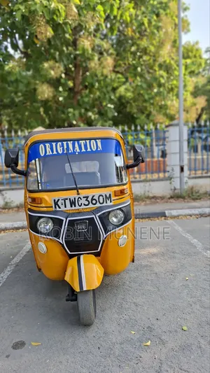 Bajaj RE 2024 Yellow