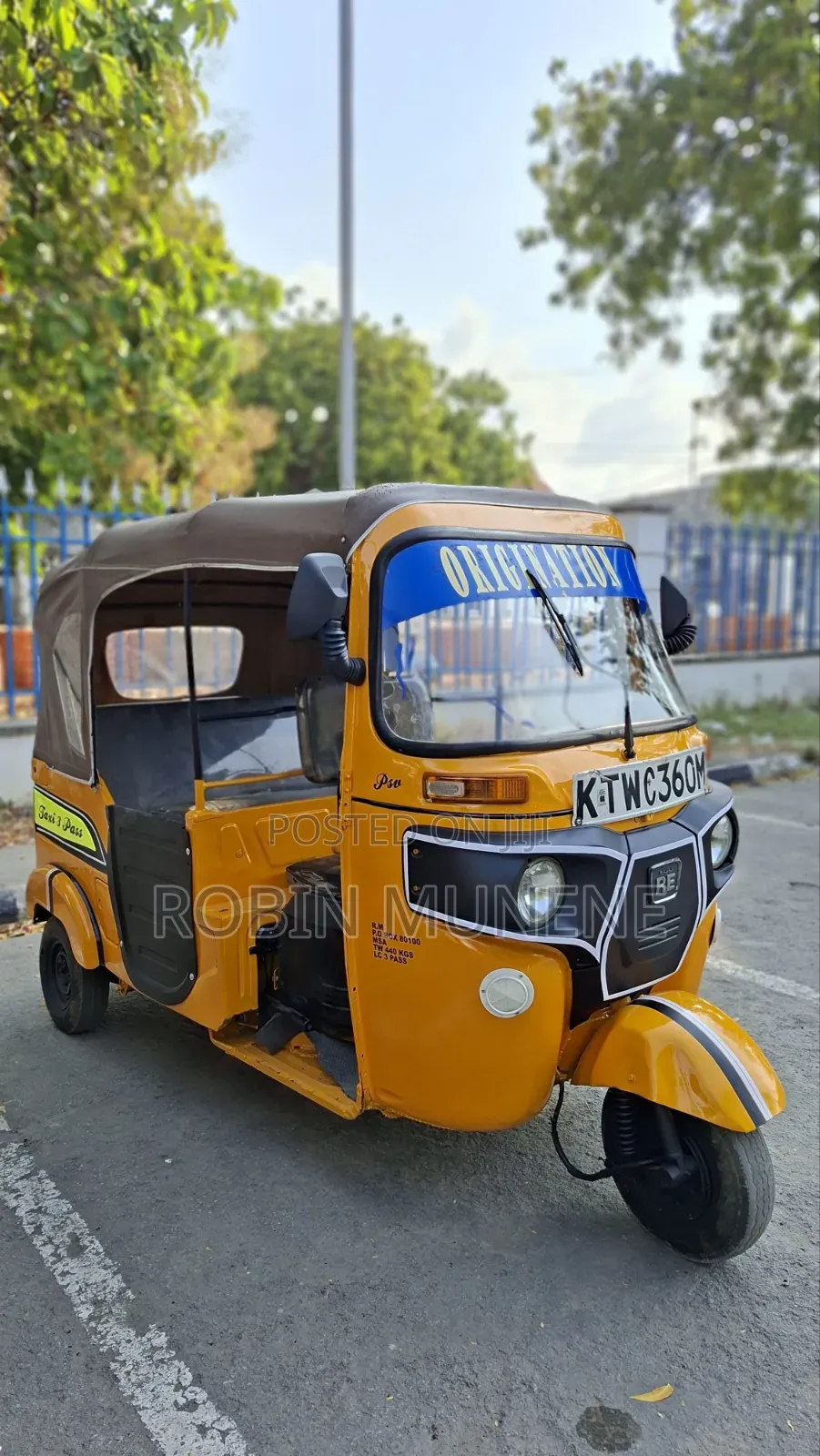 Bajaj RE 2024 Yellow