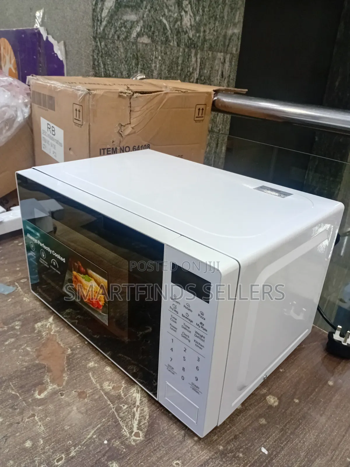 Hisense Microwave Oven – Fast Heating Even Cooking
