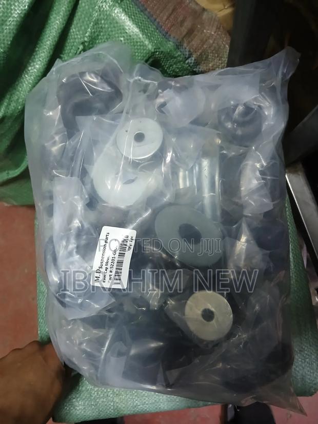 Prado 120/150 Body Kit Bushing