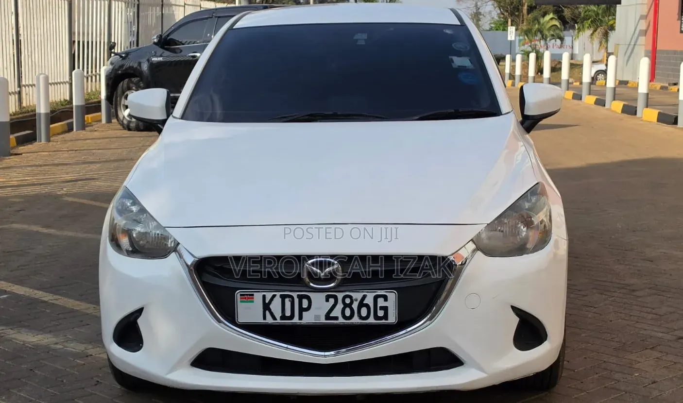 Mazda Demio 2017 White