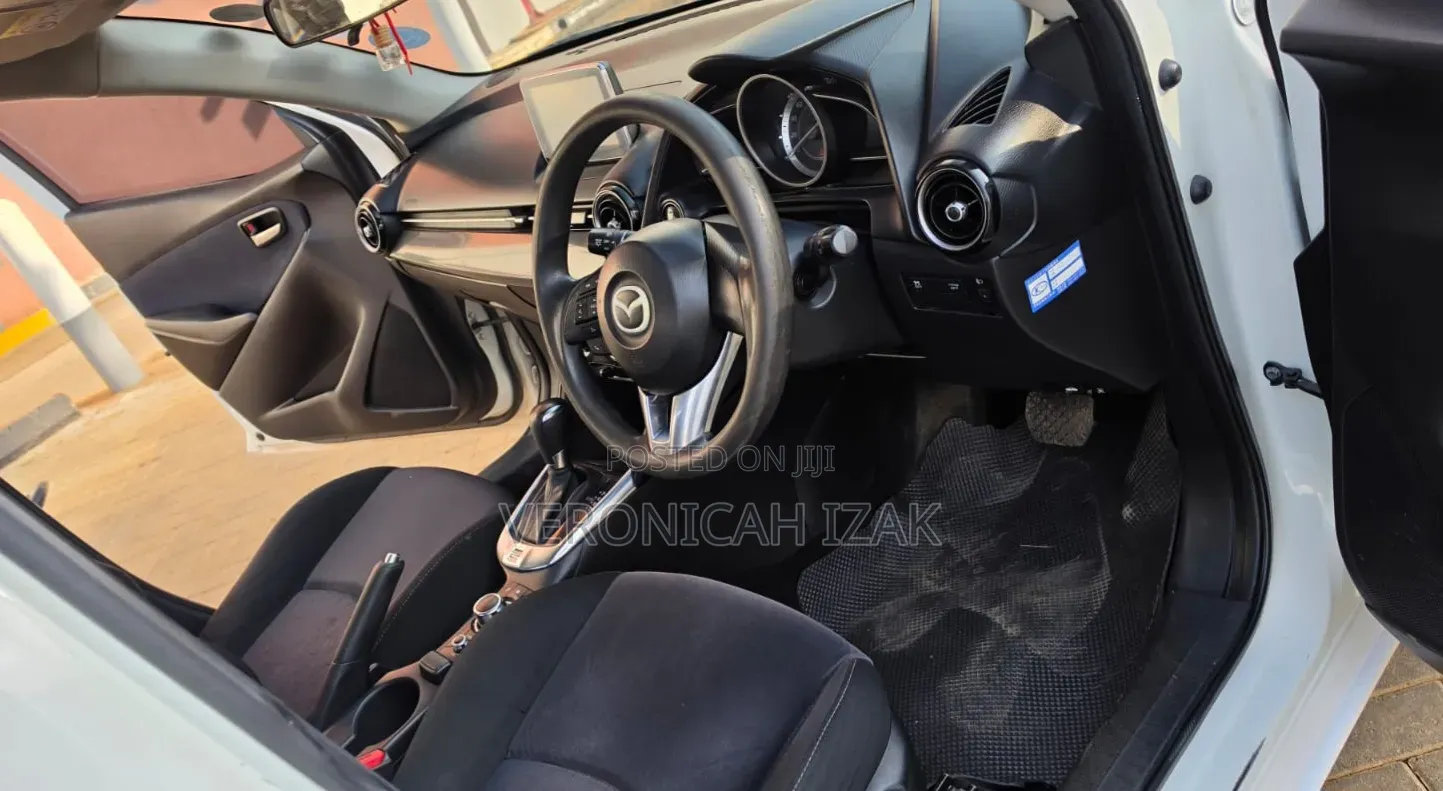 Mazda Demio 2017 White