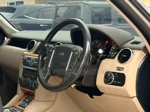 Land Rover Discovery 2015 Silver