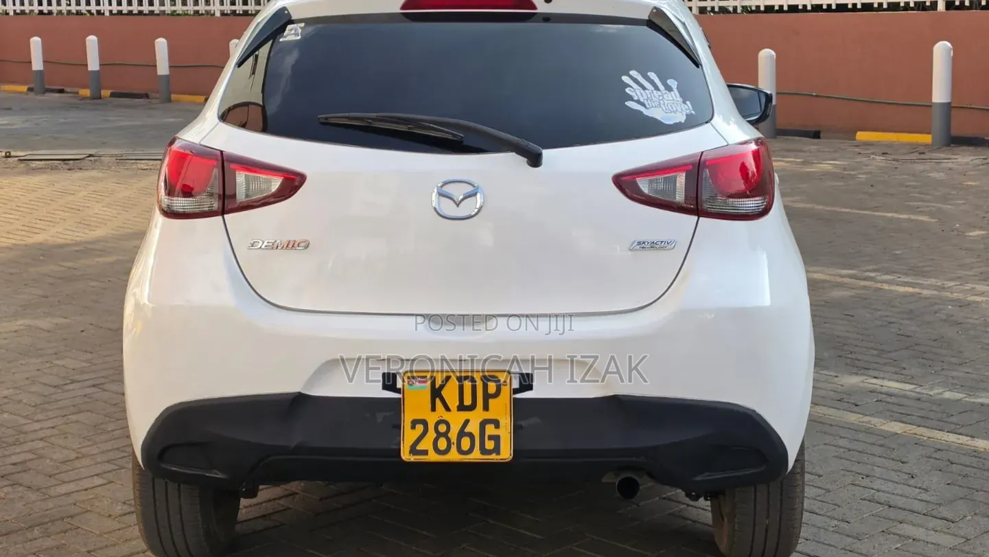Mazda Demio 2017 White