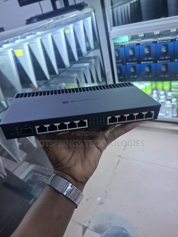 Microtik RB4011 - thumbnail 5