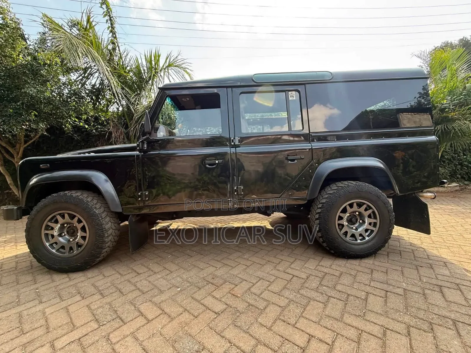 Land Rover Defender 2010 Black