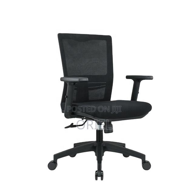 Office Chair : Executive Medium Back Office Chair - thumbnail 3