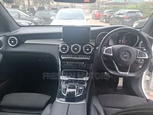 Mercedes-Benz GLC-Class 2019 White