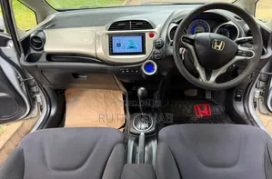 Honda Fit 2012 Silver