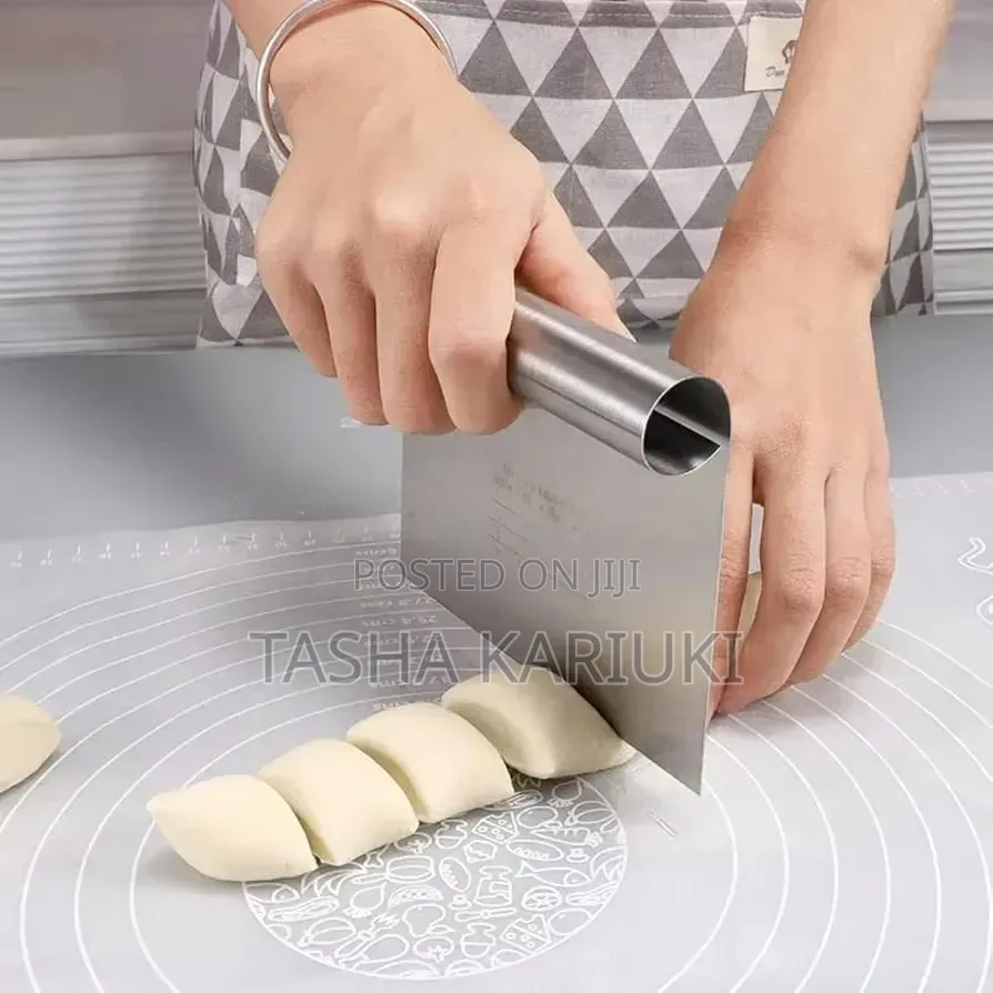 15 Cm Long Dough Cutter _ Gale