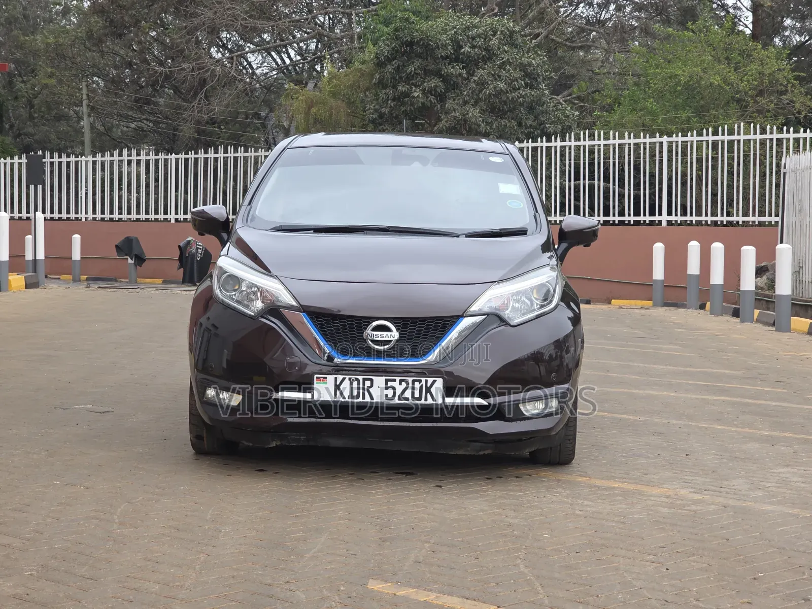 Nissan Note 2017 Burgundy