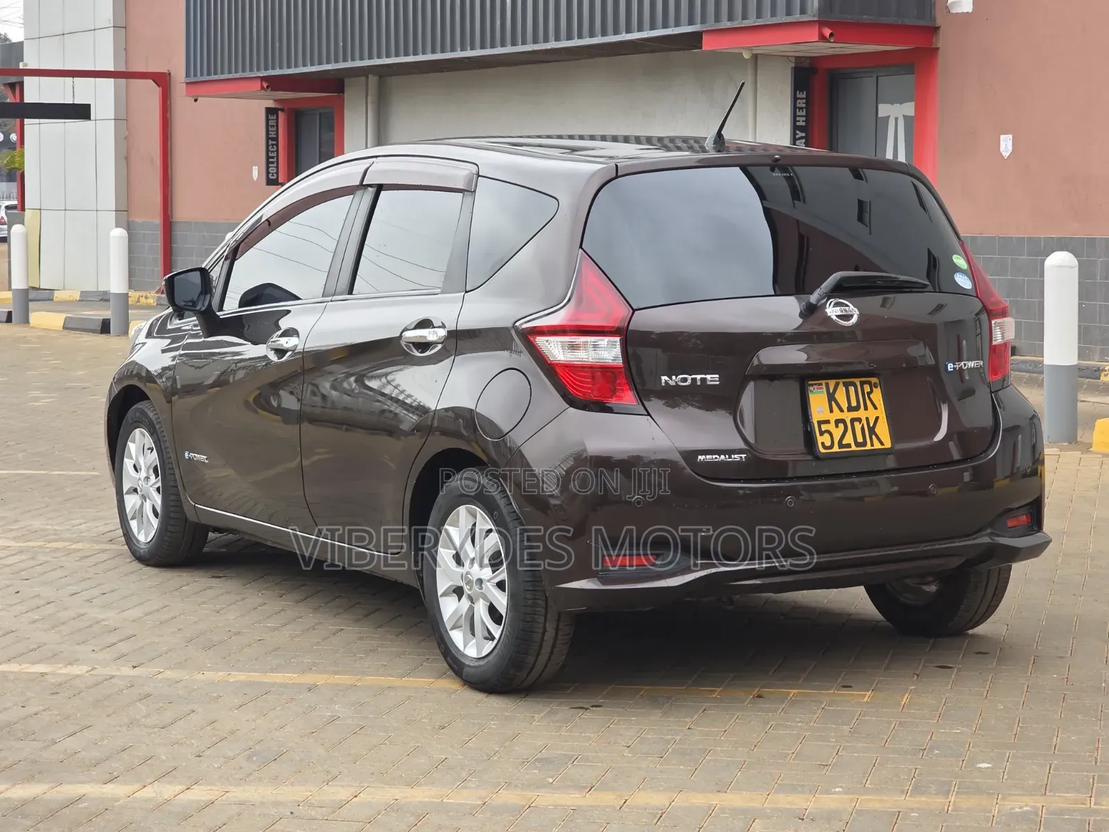 Nissan Note 2017 Burgundy