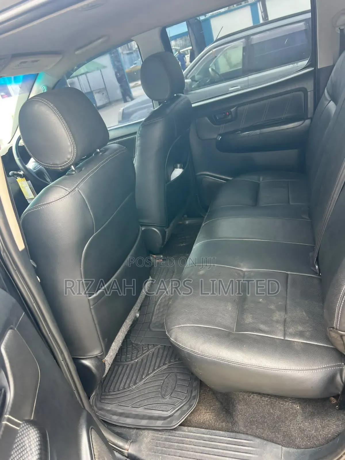 Toyota Hilux 2016 Black