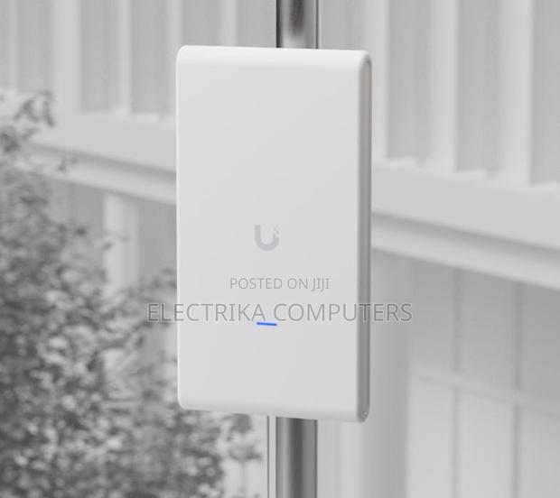 UniFi U6 Mesh Pro