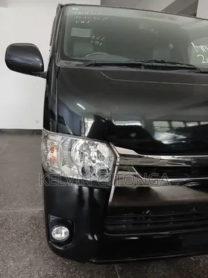Toyota HiAce 2019 Black