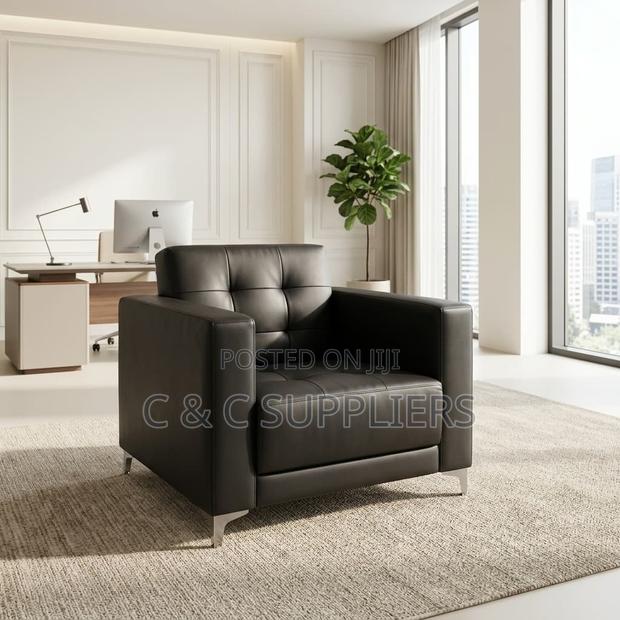 Single Seater Leather Sofa Set. - thumbnail 3