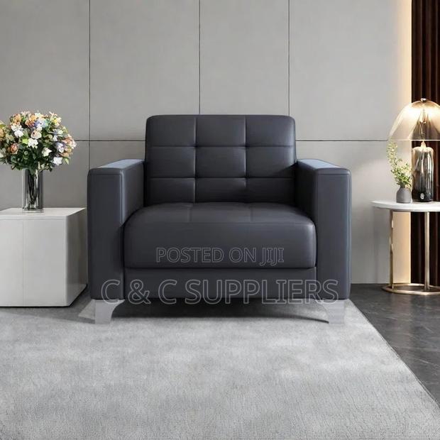 Single Seater Leather Sofa Set. - thumbnail 6