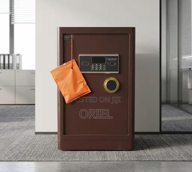 Office Safe : Heavy-Duty 60kg Digital Safe - thumbnail 2