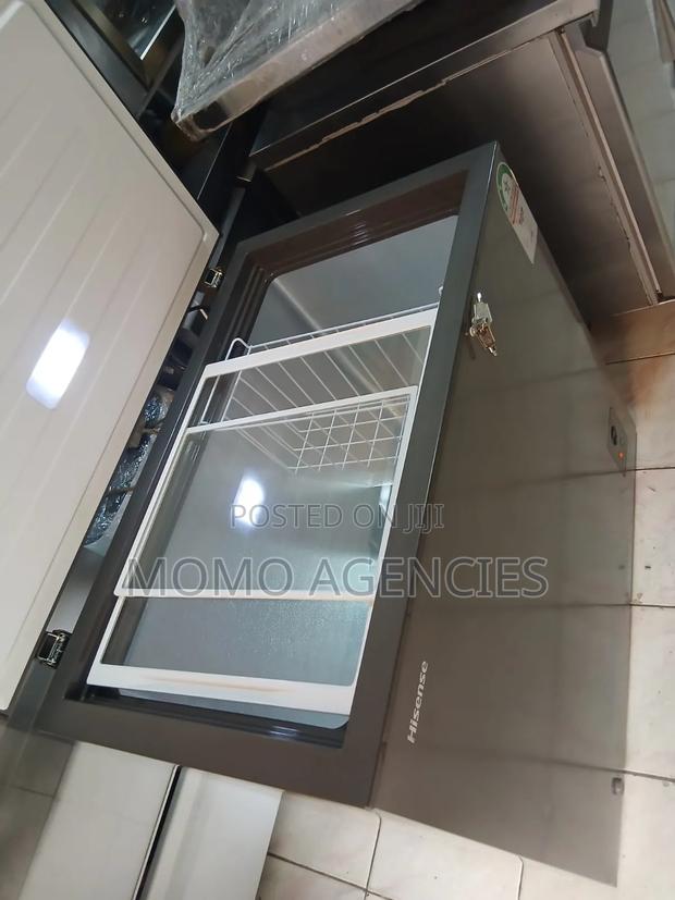 Clean Hisense Chest Freezer 189l - thumbnail 3