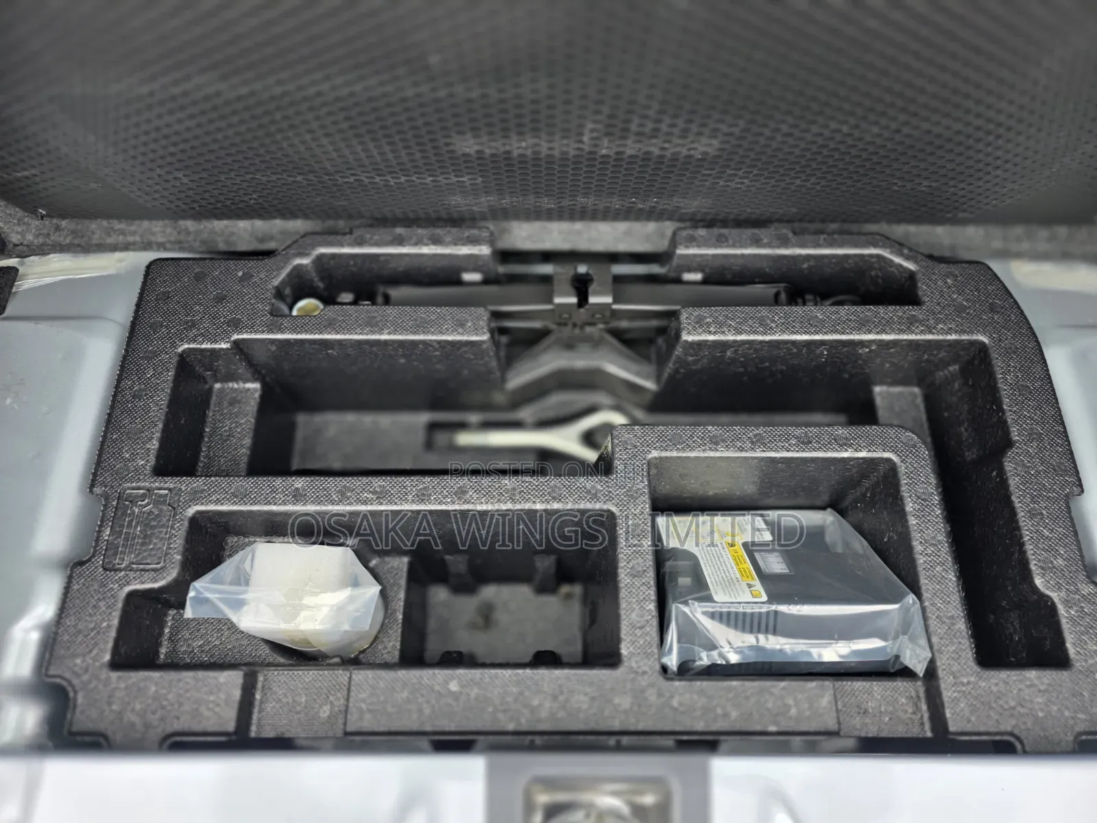 Daihatsu Mira 2019 Silver