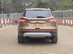 Ford Kuga 2013 Burgundy
