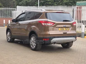 Ford Kuga 2013 Burgundy