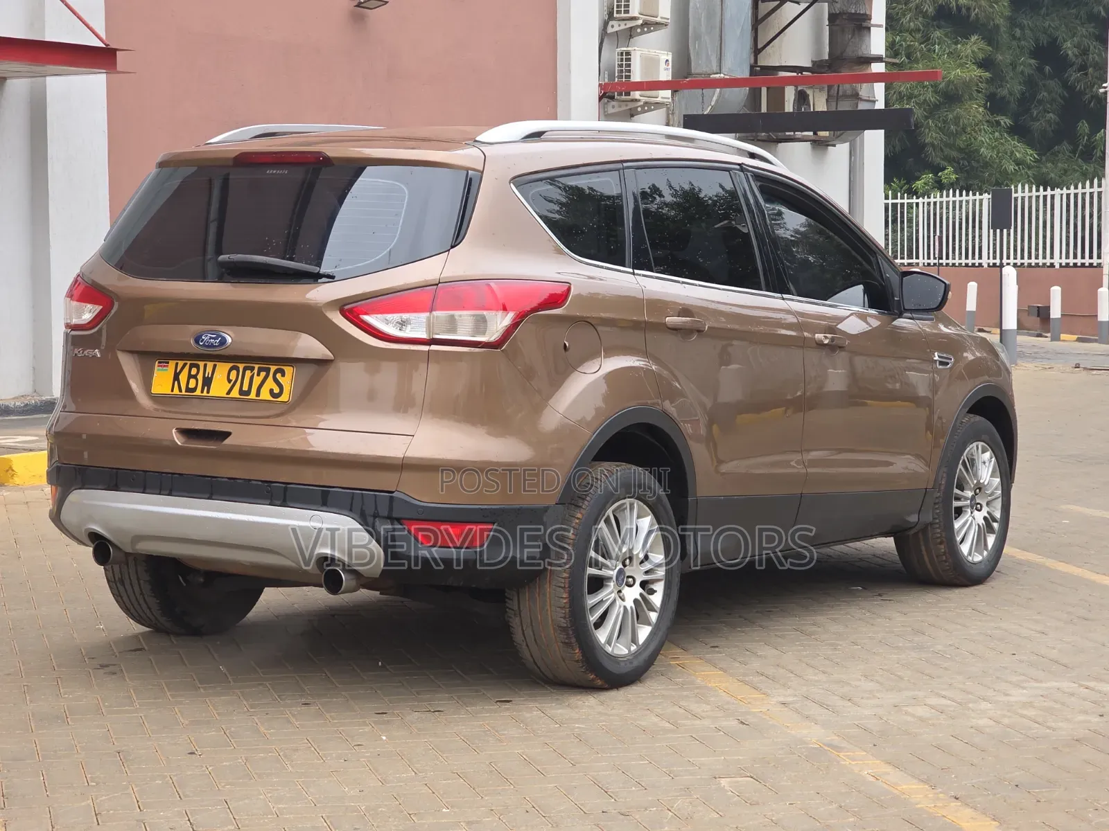 Ford Kuga 2013 Burgundy