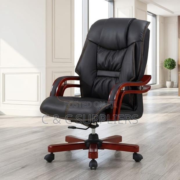 Executive Swivel Manager's Seat. - main view