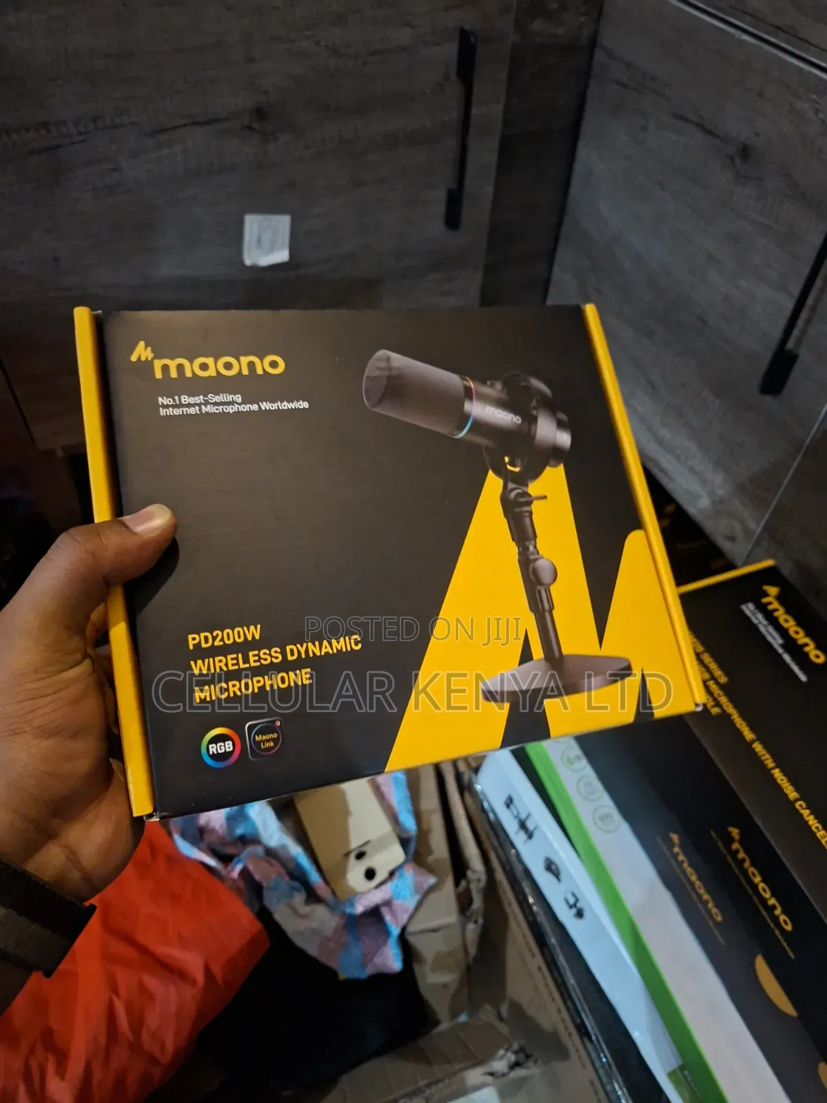 Maono PD200WS USB/XLR/Wireless Podcast Mic Kit