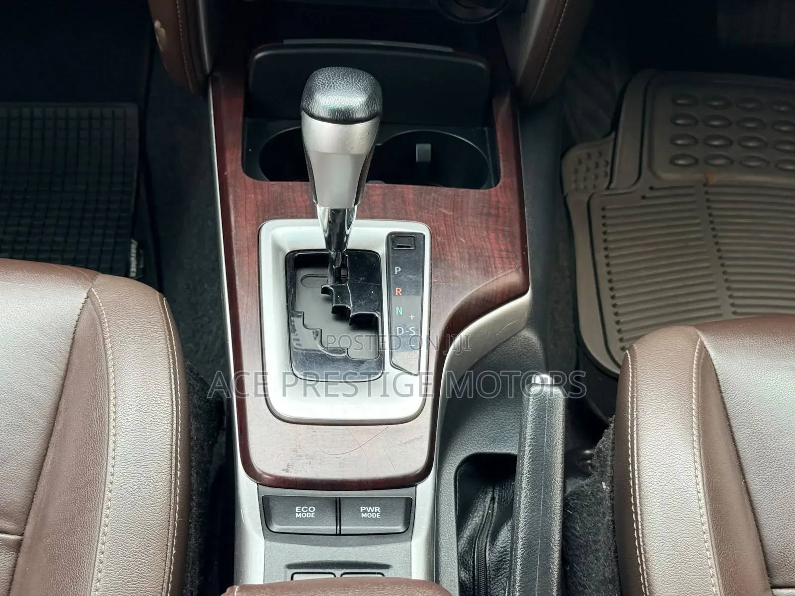 Toyota Fortuner 2020 Gold