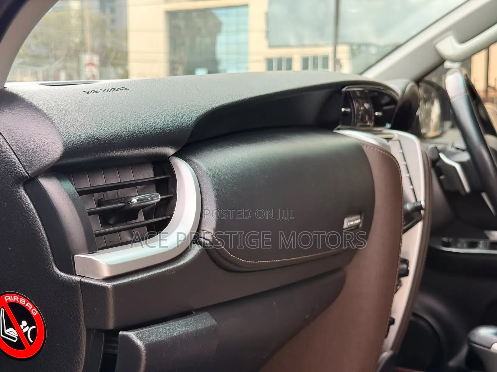 Toyota Fortuner 2020 Gold