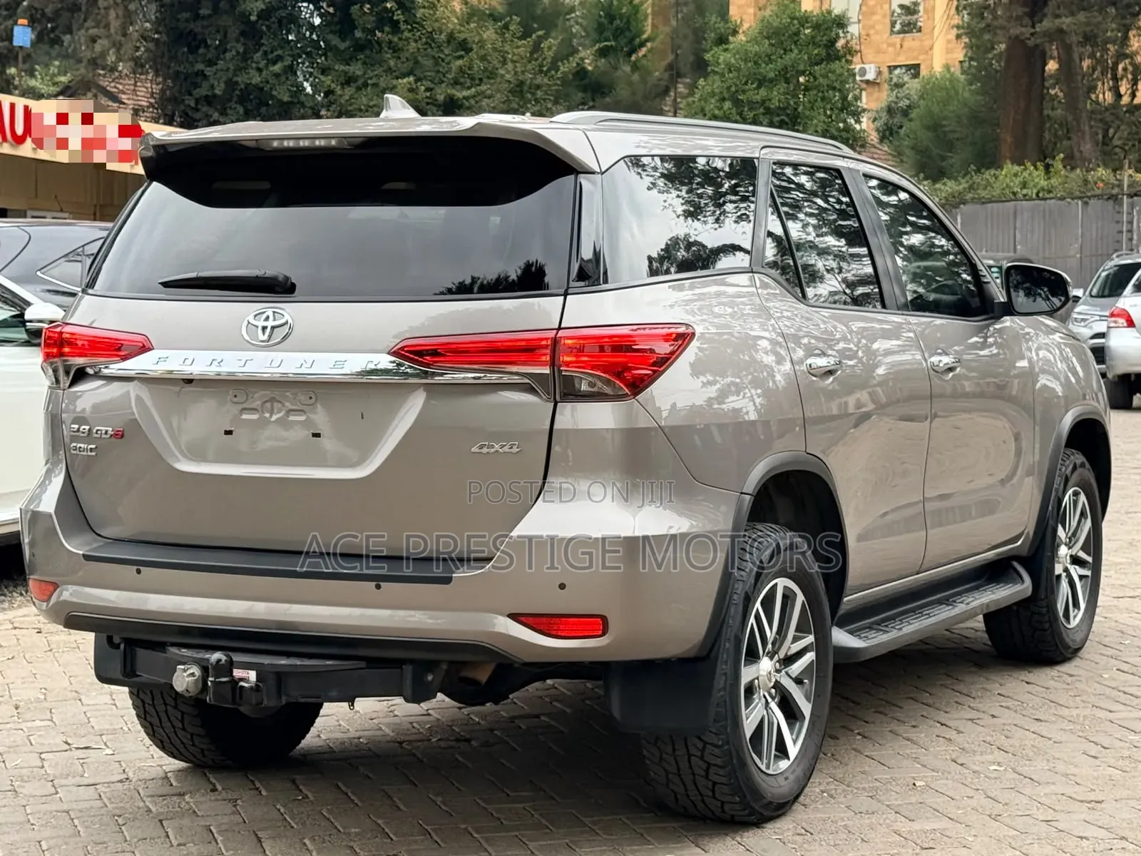 Toyota Fortuner 2020 Gold