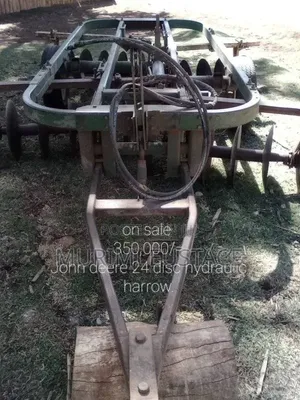 John Deere Hydraulic Harrow