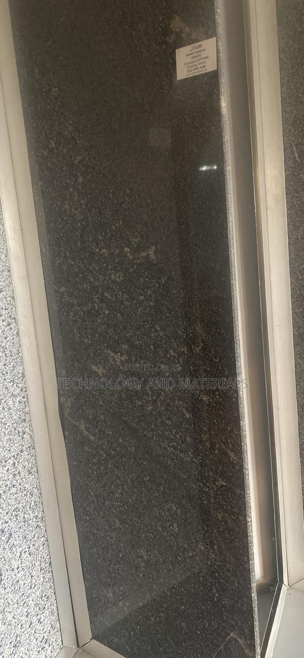 Warm Charcoal Granite - thumbnail 3