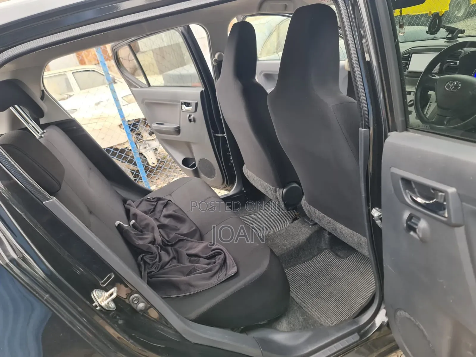 Daihatsu Mira 2018 Black